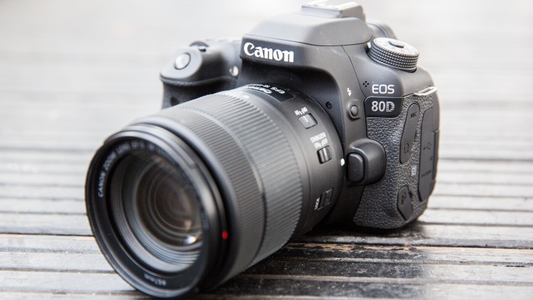 The Best DSLR Photography Equipment: Canon 80D