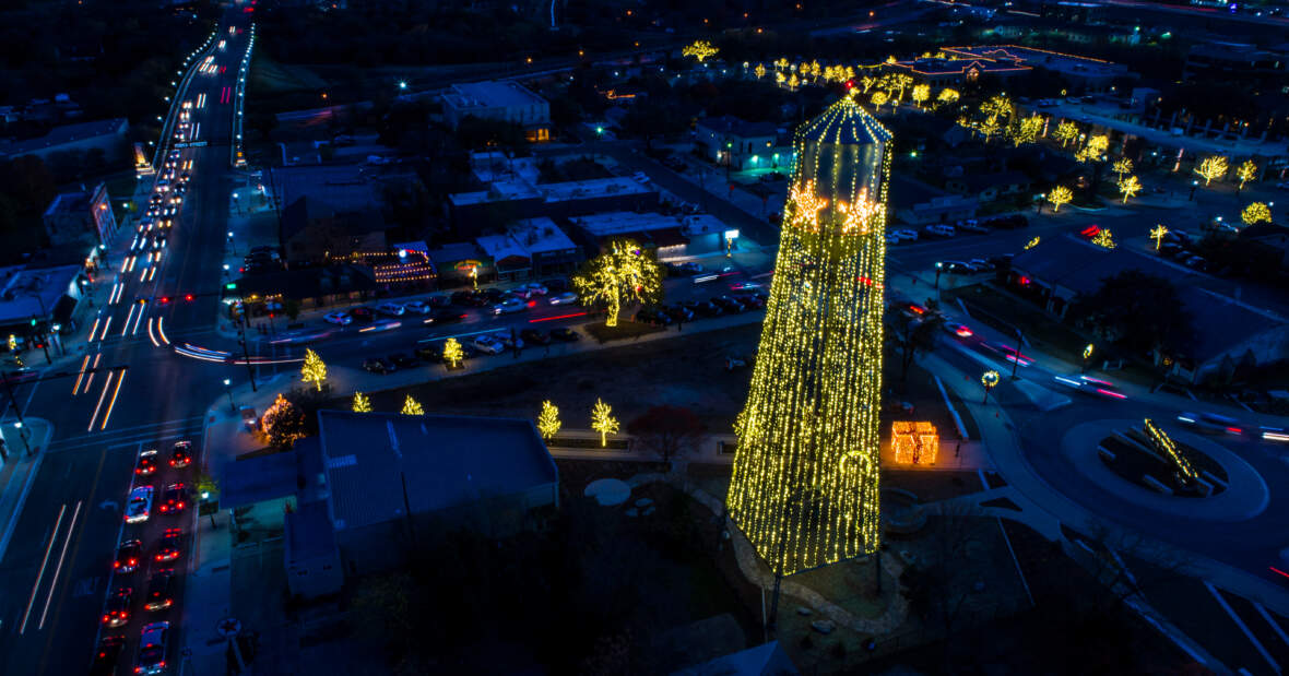 How To Photograph Holiday Lights At Night Focus Camera