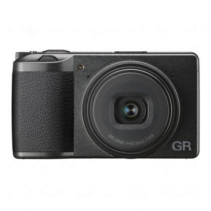 Ricoh GR Ⅲ best point-and-shoot cameras